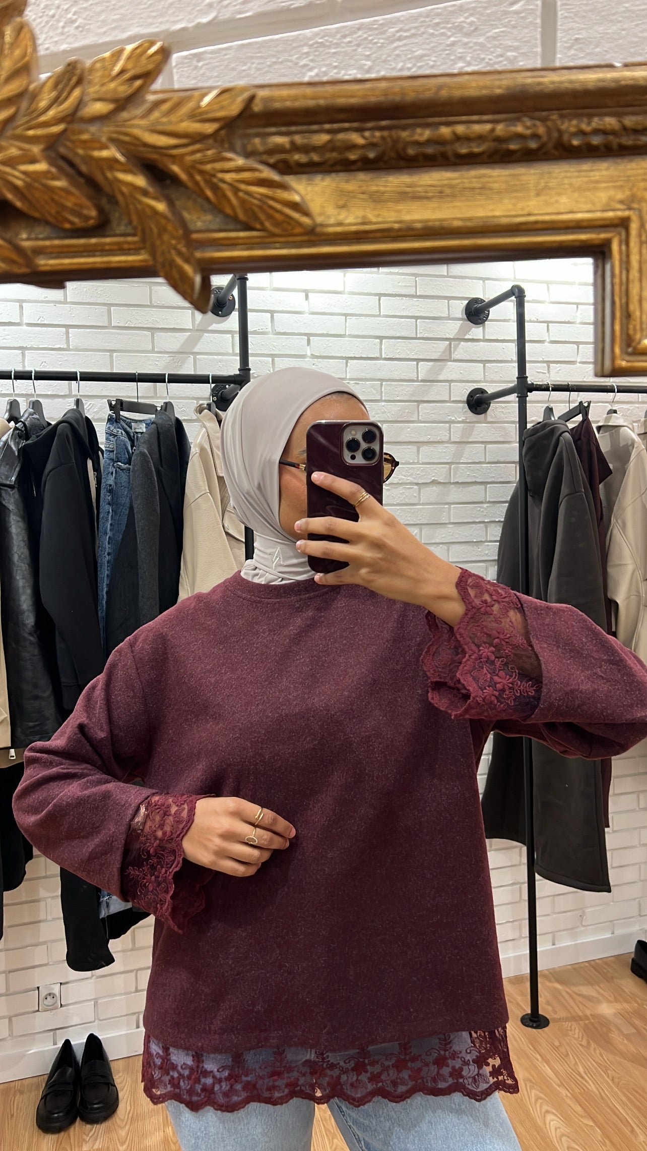 Haut dentelle Cherry