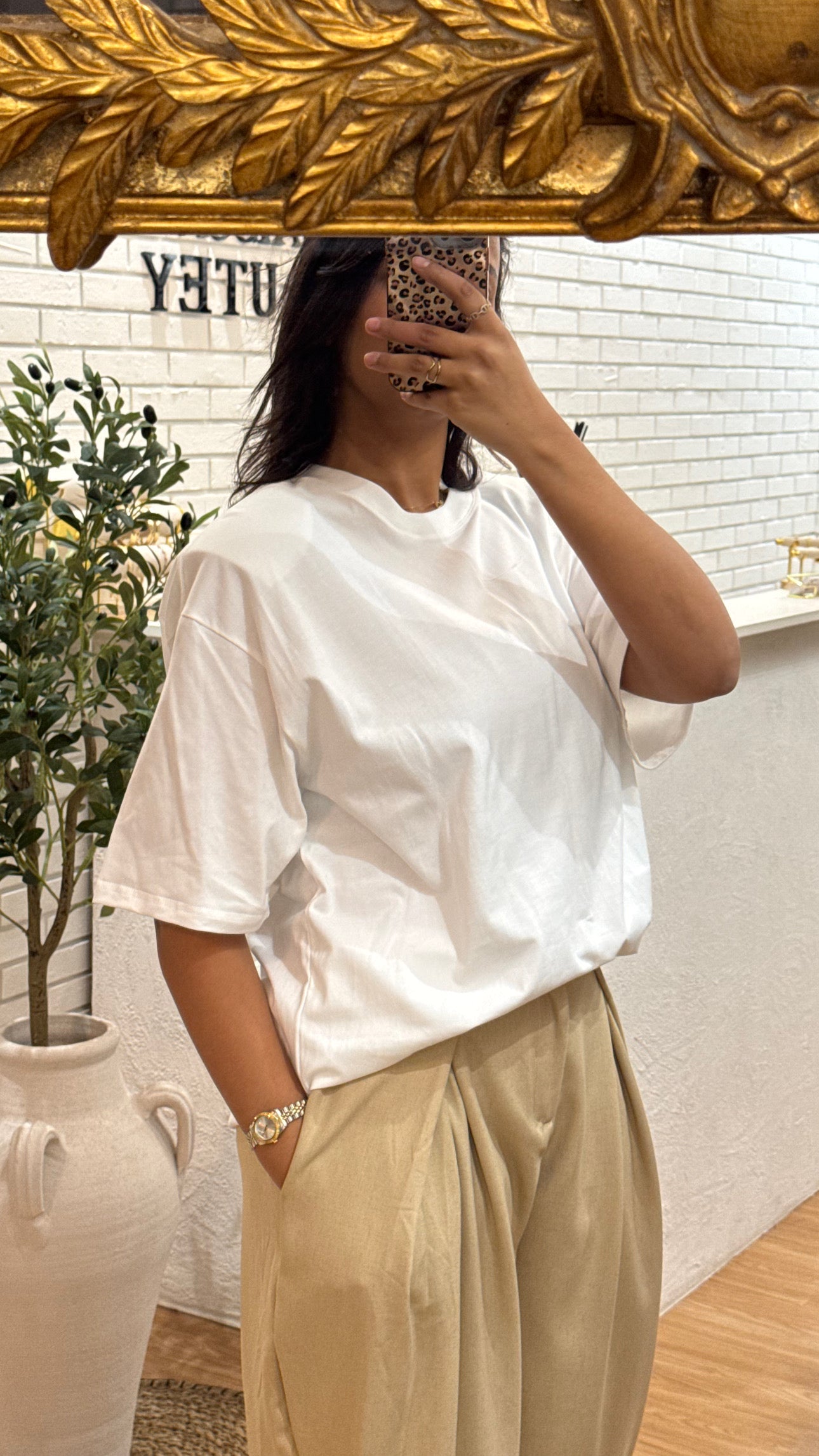 T-shirt à épaulettes